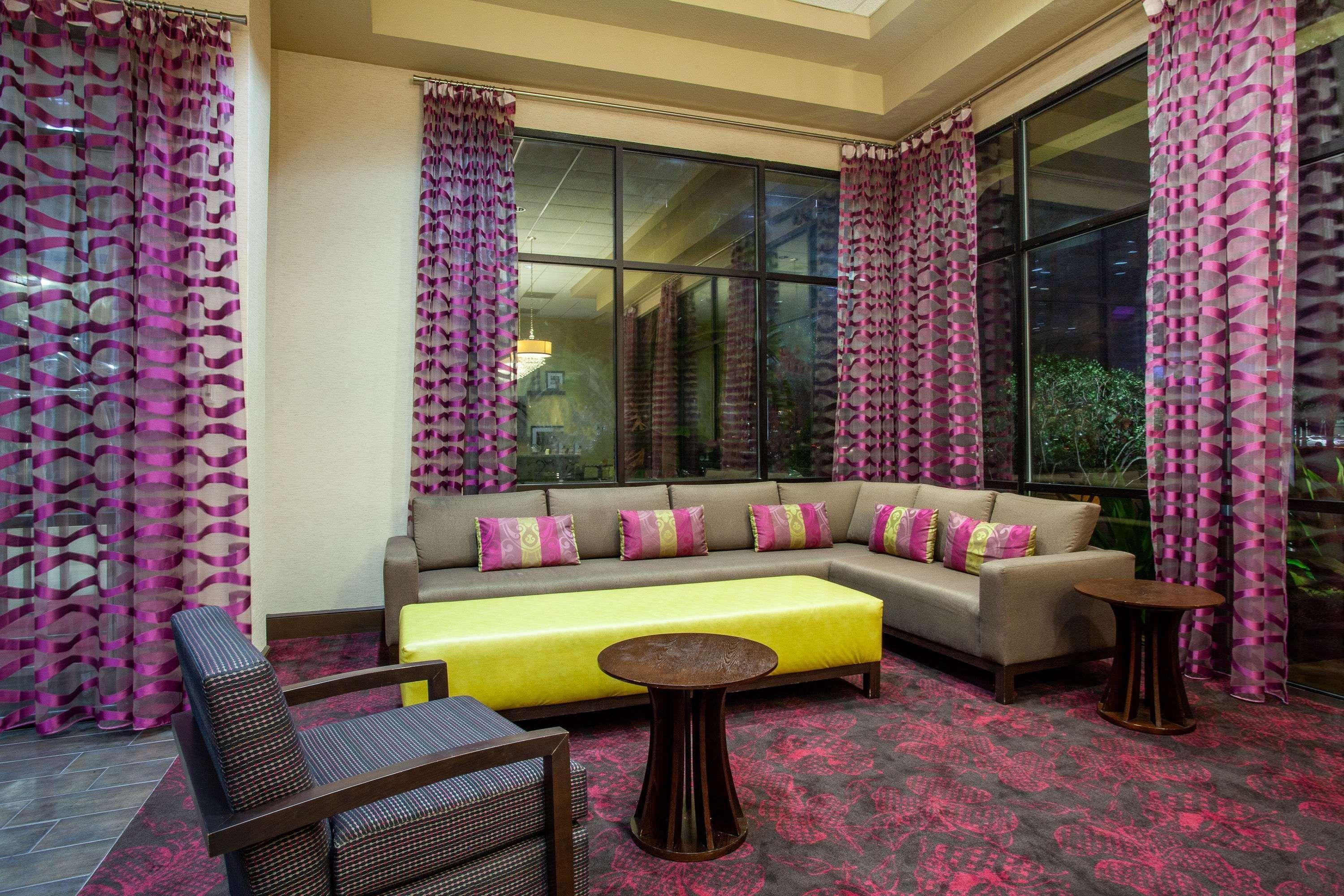 Ramada By Wyndham Orlando Florida Mall Екстериор снимка