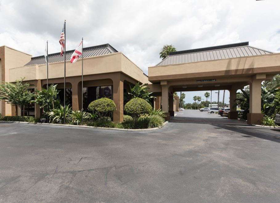 Ramada By Wyndham Orlando Florida Mall Екстериор снимка